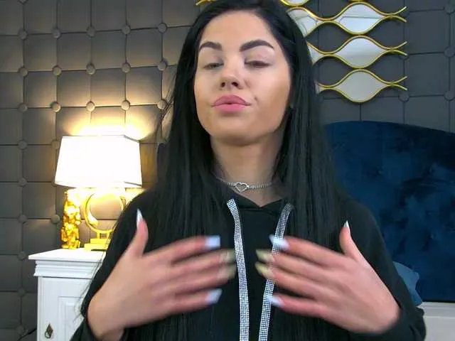 LeyaCass on BongaCams