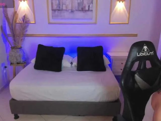 lia-sexx19 on BongaCams