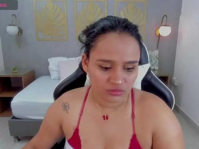 lia-sexx19 on BongaCams