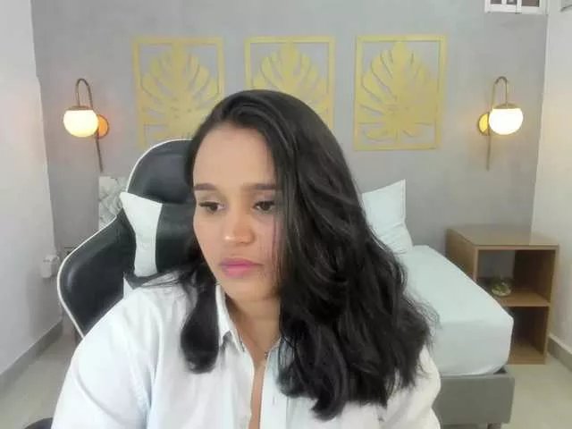 lia-sexx19 on BongaCams