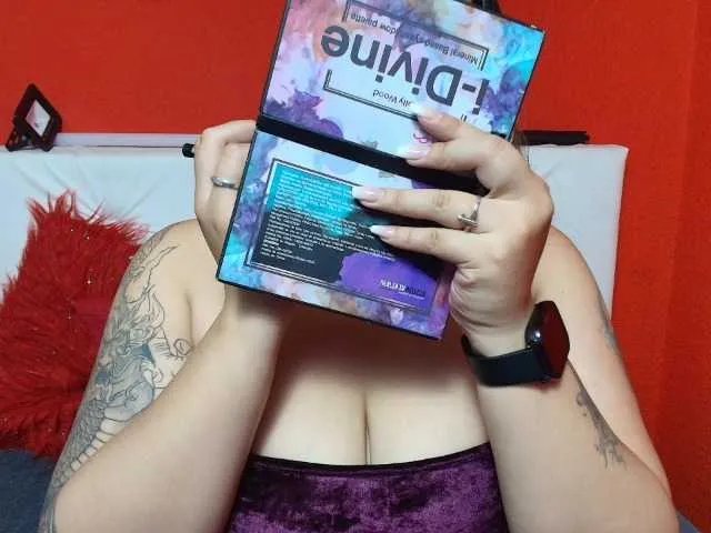 LinaBrowm on BongaCams