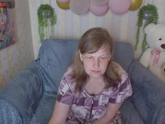 LinaTomingas on BongaCams