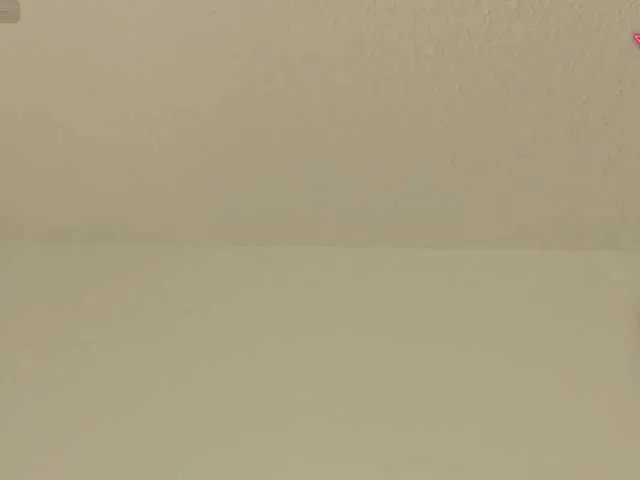 LindseyMoss — I'm a little naughty, will you accompany me?! IG @lindsey.mossx1 Goal Ride Torso + oil in the ass  @remain tokens left 