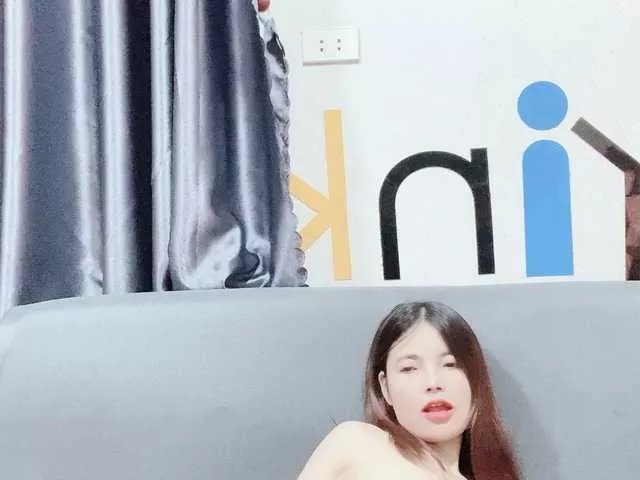 Linh97 on BongaCams