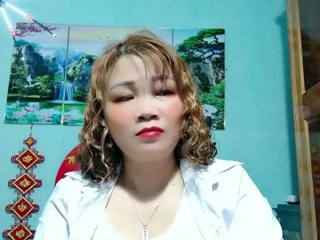 Linhanhsex2k on BongaCams