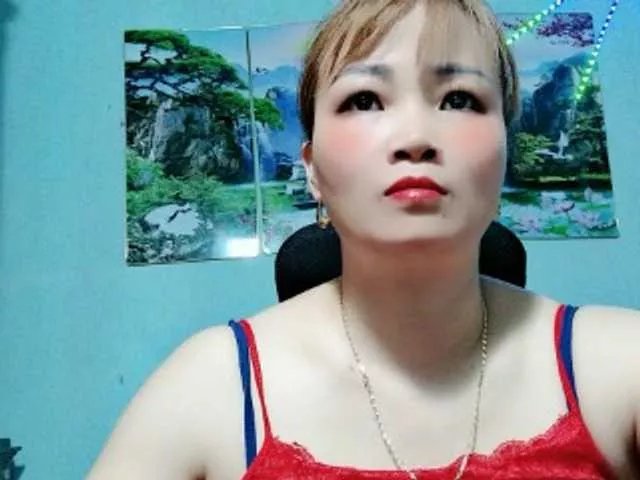 Linhanhsex2k on BongaCams