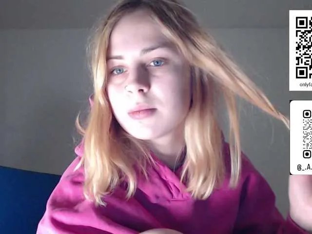 LisaloveX on BongaCams