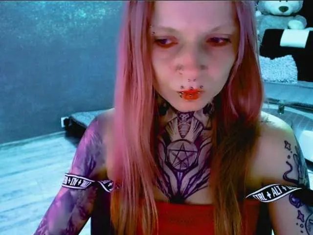 LisaModel on BongaCams