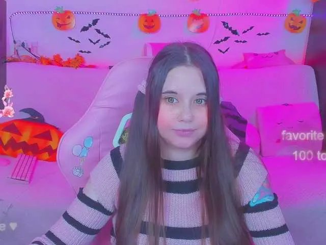 LittleKitsune on BongaCams