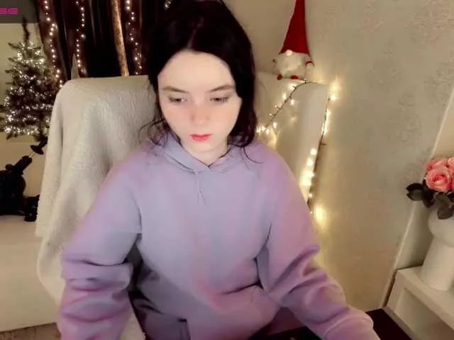 LittleShyy on BongaCams
