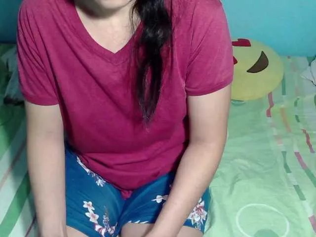 LizBeth23 on BongaCams