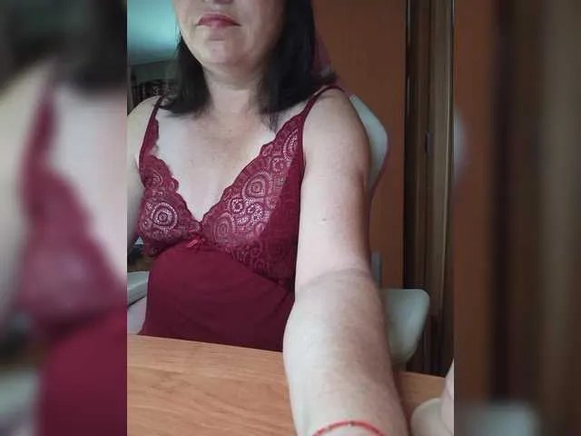 Lola18111 on BongaCams