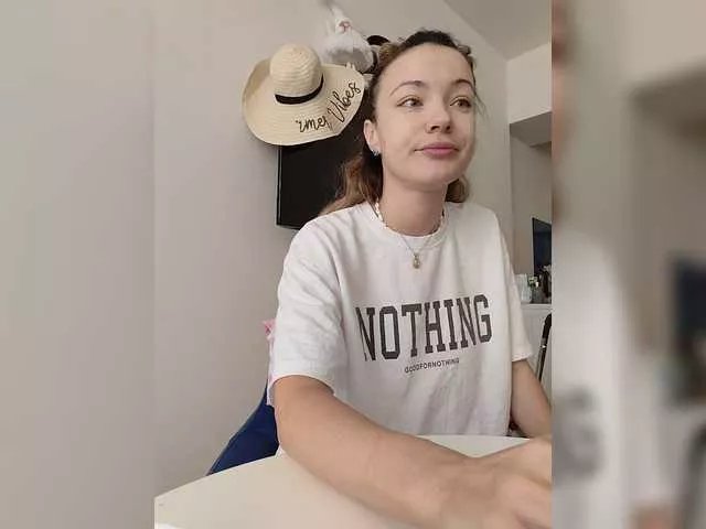 Lola3000 on BongaCams