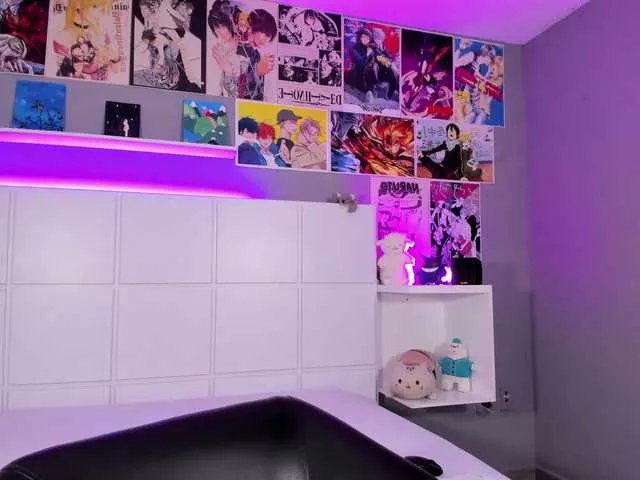 LolaMustaine on BongaCams