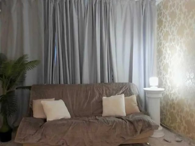 LolaSprinkle on BongaCams