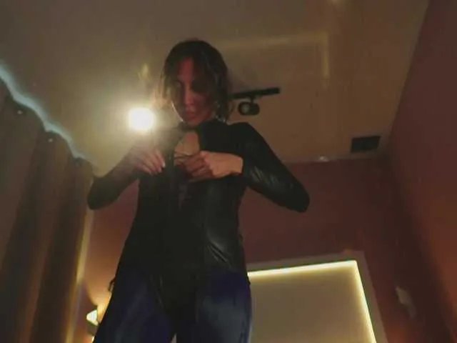 lordeborah1 on BongaCams