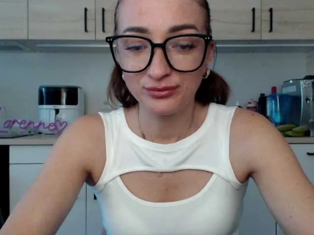 LorennePlay on BongaCams