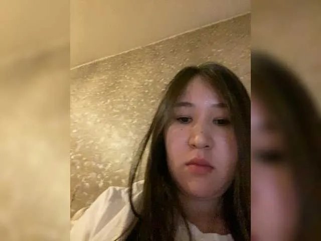 Freechat loveesafi on BongaCams