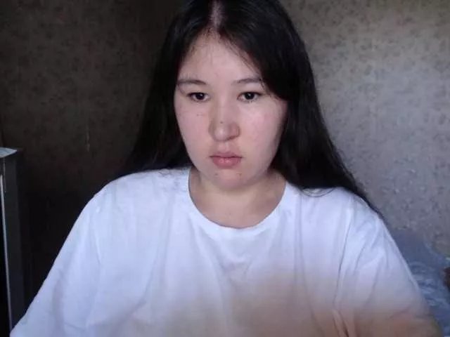 Freechat loveesafi on BongaCams