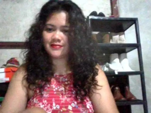 LovelyShaxxx3 on BongaCams