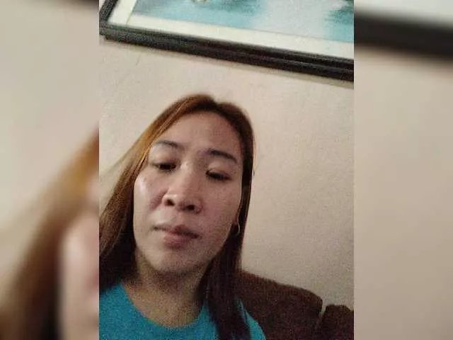 LovelyYna on BongaCams