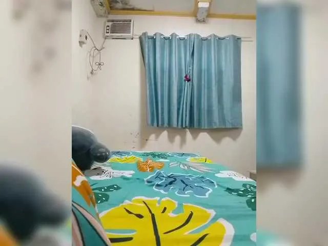 LovelyYna on BongaCams