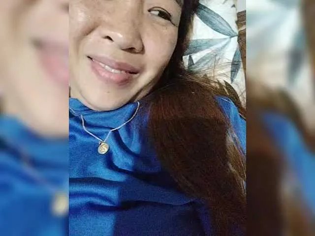 LovelyYna on BongaCams