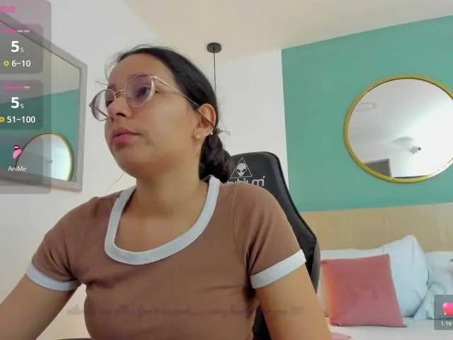 lucy-blue28 on BongaCams