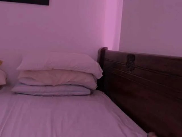 Lucypalmax on BongaCams