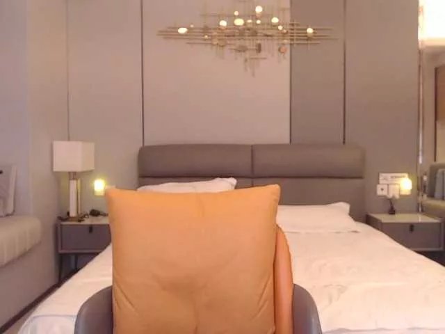 luvlily666 on BongaCams