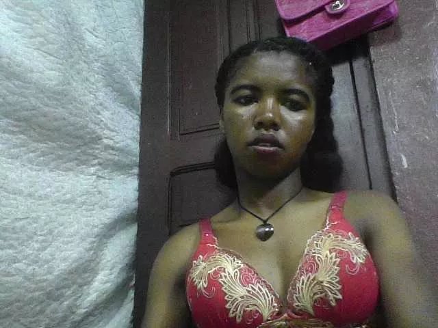 lydia11 on BongaCams