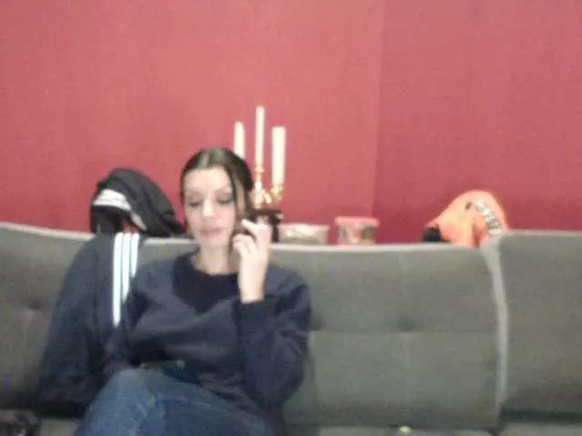 madamedecuir on BongaCams