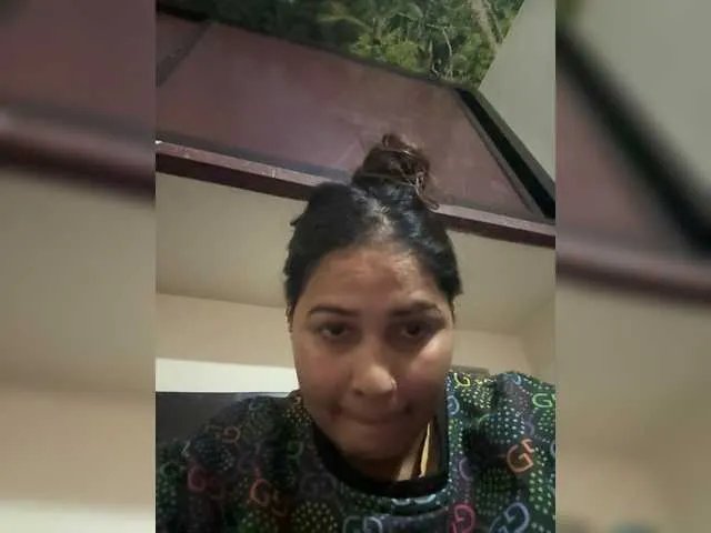 Mahimagic-doll on BongaCams