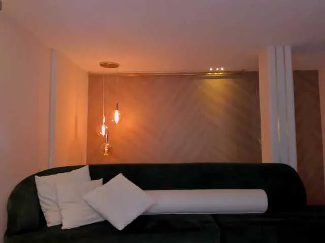 MaiaCollins1 on BongaCams