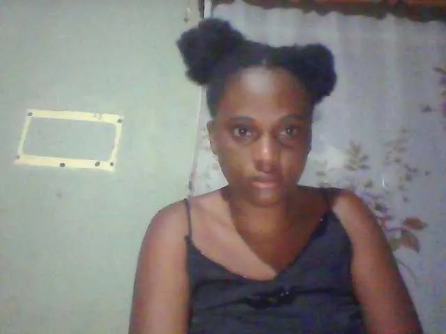 Maissah on BongaCams