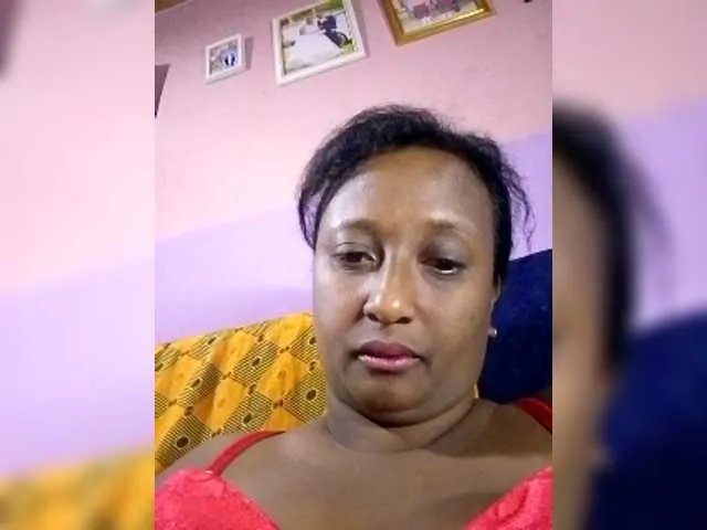 maitresseb — Hi Gys! Want to make yr balls very hard and hory! want to empty yr balls!!! Big titd here!