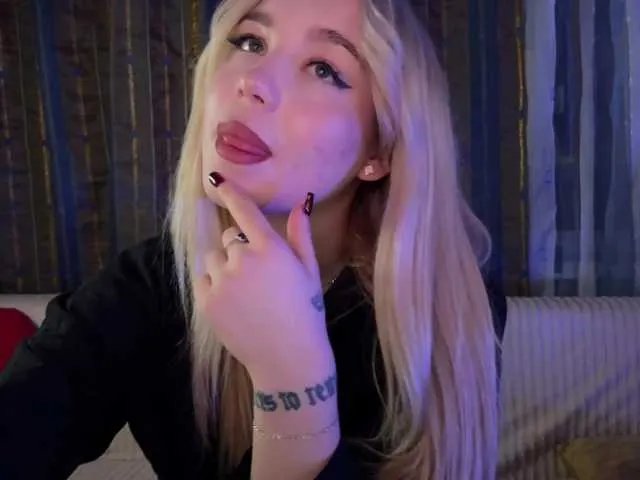 maksisisia — Lovens from 1tk, random 20tk. Favorite vibes:120 400. Max vibration is 100tk. Free Lovens control in private30 minutes in chat without tokens = ban