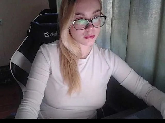 maksisisia on BongaCams