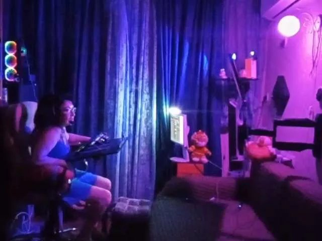 Margarita33 on BongaCams