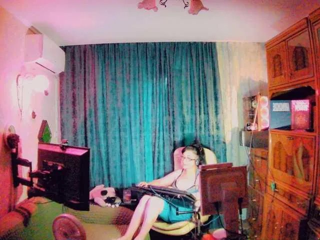 Margarita33 on BongaCams