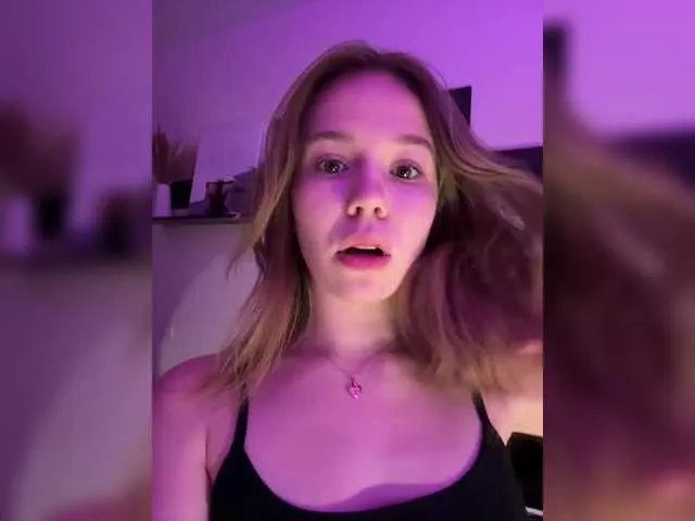 mariaaa-1 on BongaCams