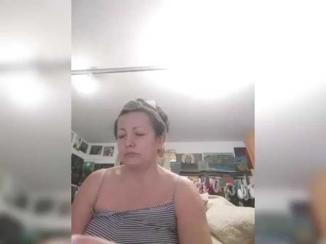 MariaAnaDei on BongaCams