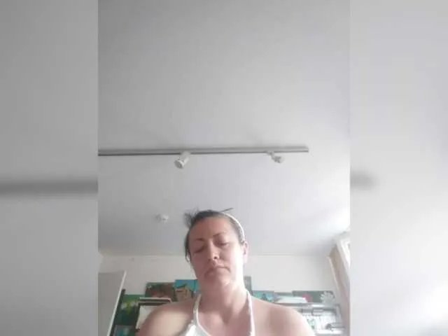 MariaAnaDei on BongaCams