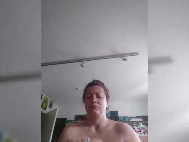 MariaAnaDei on BongaCams