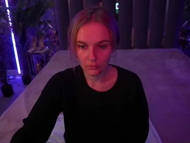 MaribelRiver on BongaCams