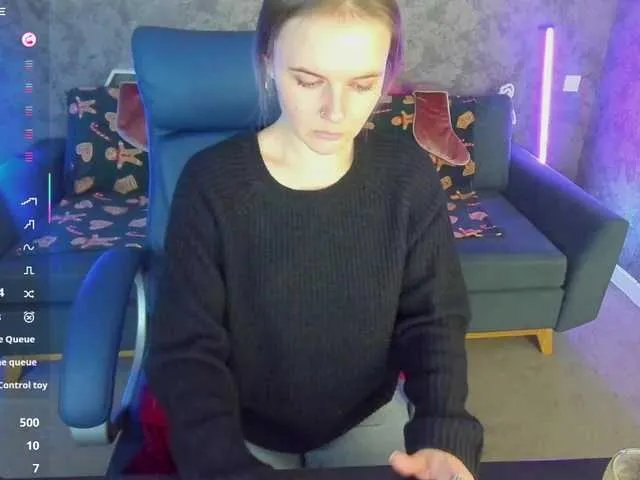 MaribelRiver on BongaCams