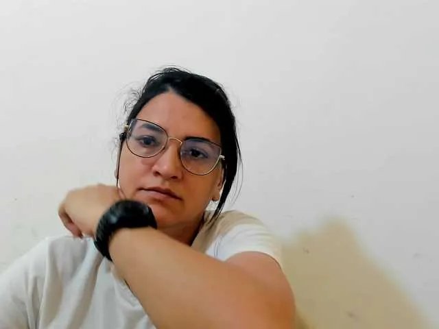 MARILYNG on BongaCams