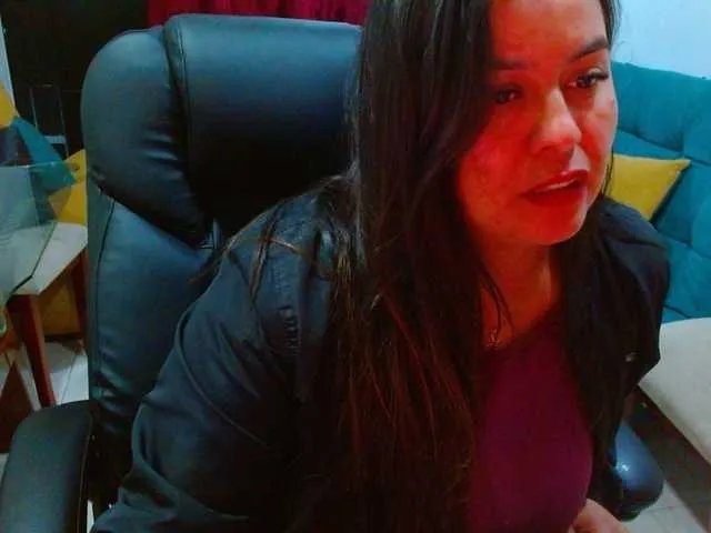 MARILYNWHANCO on BongaCams