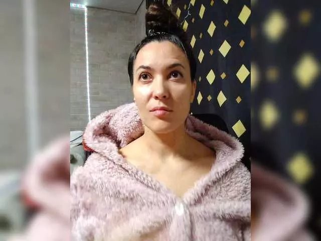 Marina4Love on BongaCams