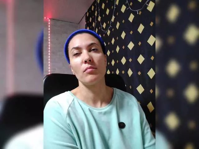 Marina4Love on BongaCams
